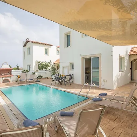 Vilă The Complete Guide To Renting Your Exclusive Holiday In With Private Pool And Close To The Beach Paralimni 1325 *