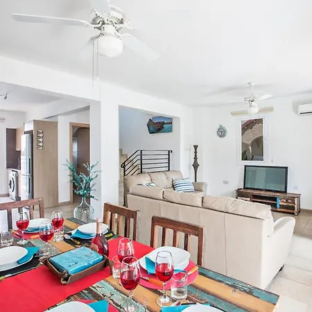 The Complete Guide To Renting Your Exclusive Holiday In With Private Pool And Close To The Beach Paralimni 1325 *