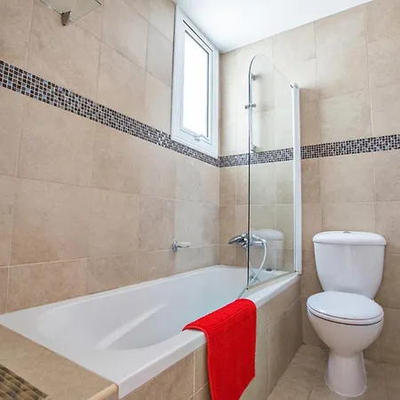 The Complete Guide To Renting Your Exclusive Holiday In With Private Pool And Close To The Beach Paralimni 1325 Βίλα Πρωταράς