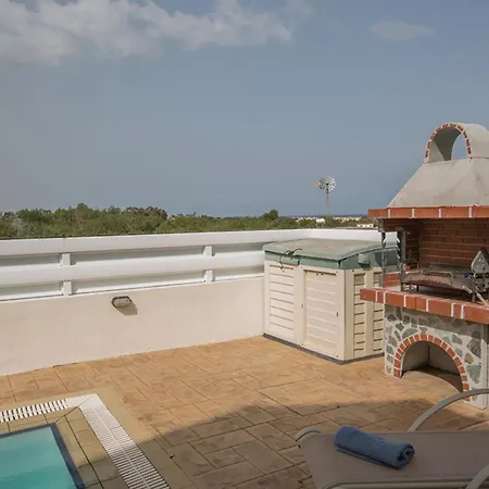 The Complete Guide To Renting Your Exclusive Holiday In With Private Pool And Close To The Beach Paralimni 1325 Vila Protaras