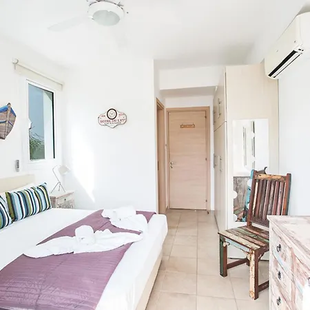 The Complete Guide To Renting Your Exclusive Holiday In With Private Pool And Close To The Beach Paralimni 1325 Βίλα