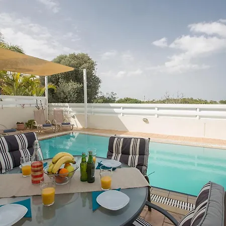 The Complete Guide To Renting Your Exclusive Holiday In With Private Pool And Close To The Beach Paralimni 1325 Βίλα Πρωταράς